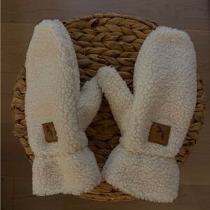 Women's Koolaburra by UGG Fluff Mittens